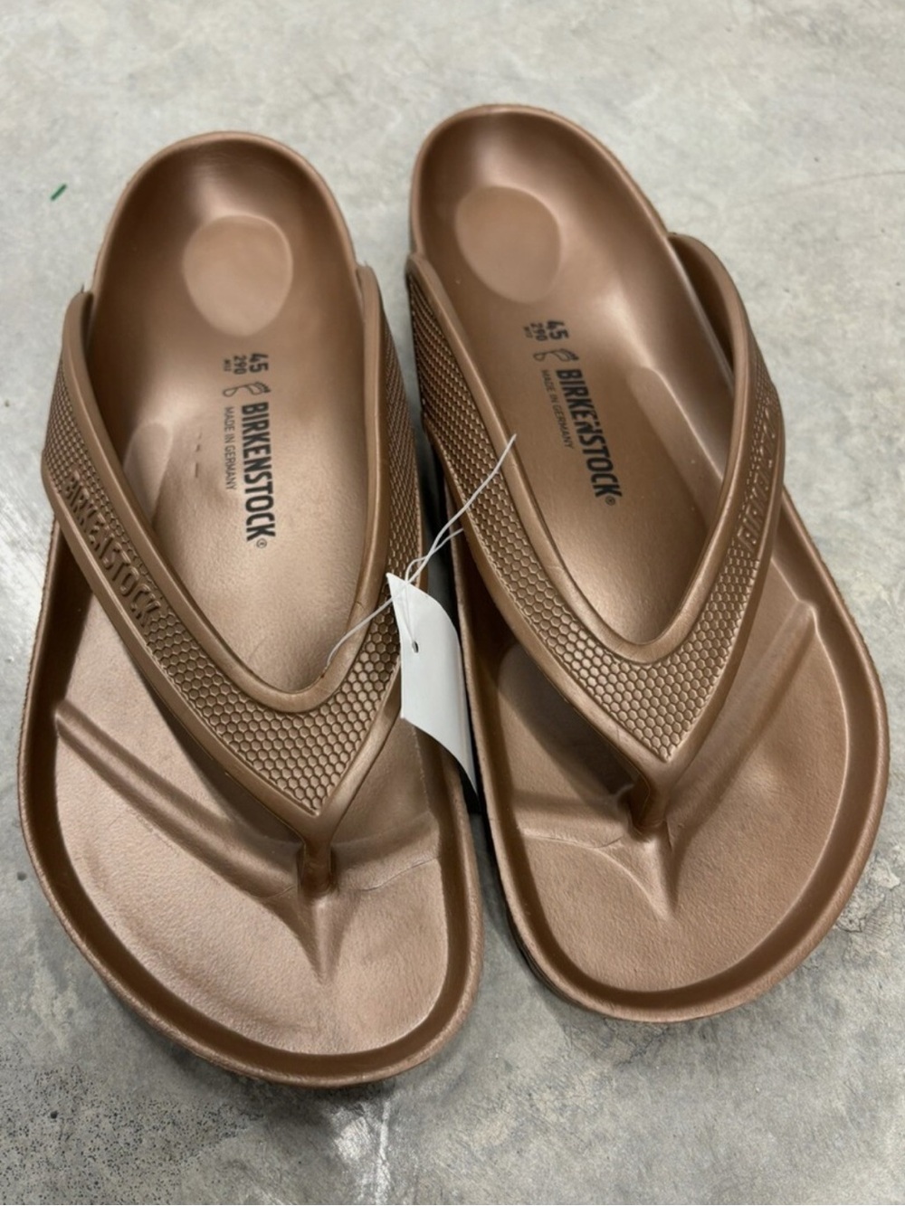 NEW ⛱️Birkenstock - Bronze Honolulu EVA Thong Sandals - EU 45 - Men's US 12–12.5